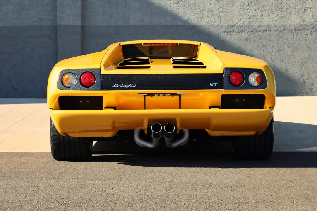 2001 Lamborghini Diablo VT - Image 10 of 31