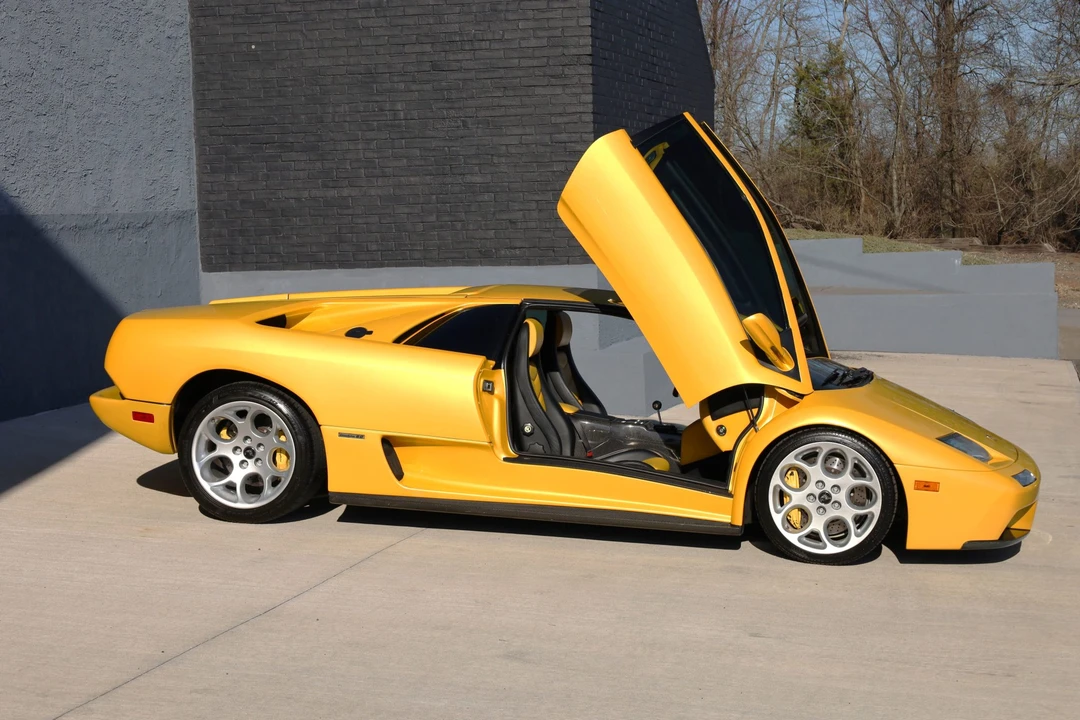 2001 Lamborghini Diablo VT - Image 21 of 31