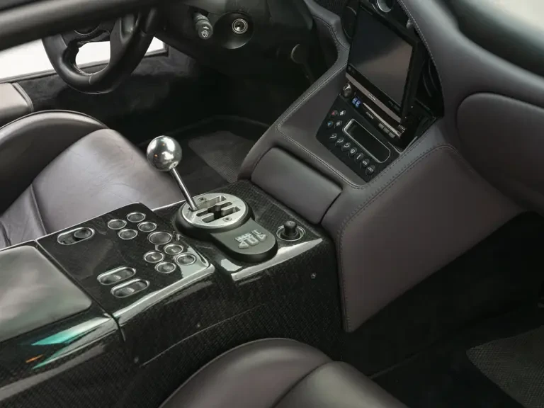 2001 Lamborghini Diablo VT - Image 18 of 31