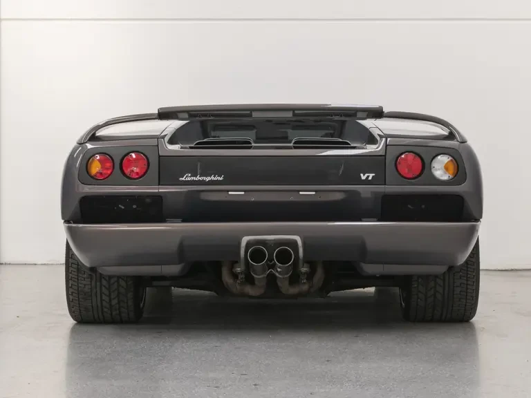 2001 Lamborghini Diablo VT - Image 10 of 31