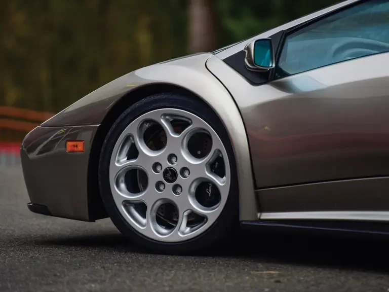 2001 Lamborghini Diablo VT - Image 23 of 31