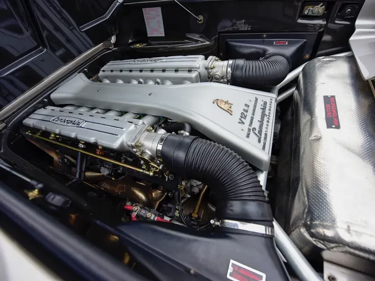 2001 Lamborghini Diablo VT - Image 4 of 31