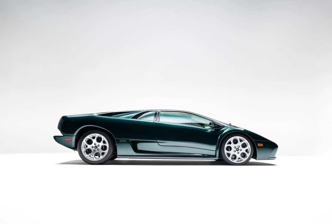 2001 Lamborghini Diablo VT - Image 26 of 31