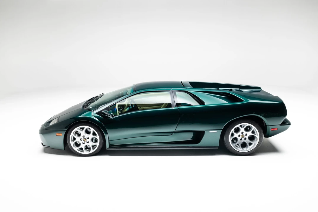 2001 Lamborghini Diablo VT - Image 16 of 31