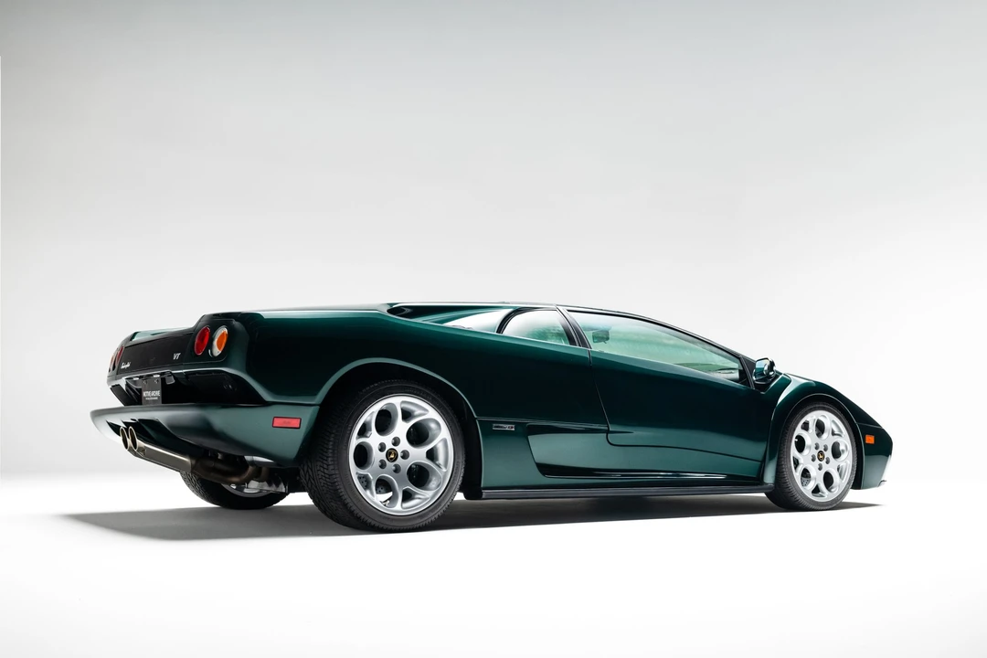 2001 Lamborghini Diablo VT - Image 10 of 31