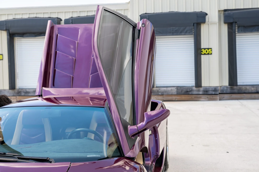 2001 Lamborghini Diablo VT - Image 30 of 31