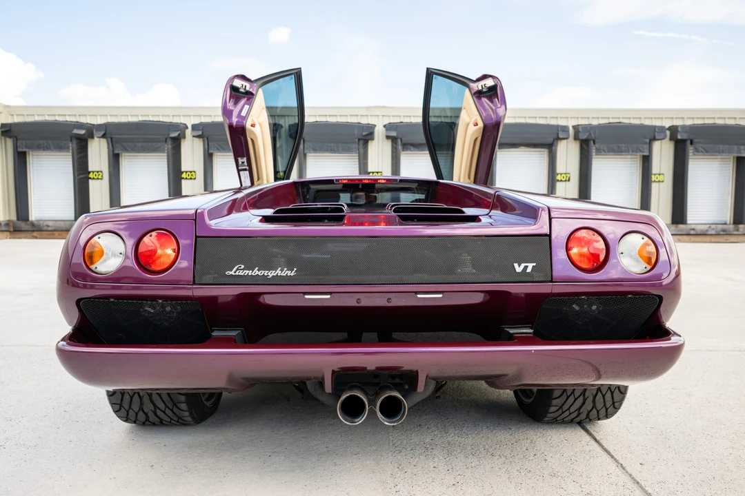 2001 Lamborghini Diablo VT - Image 13 of 31