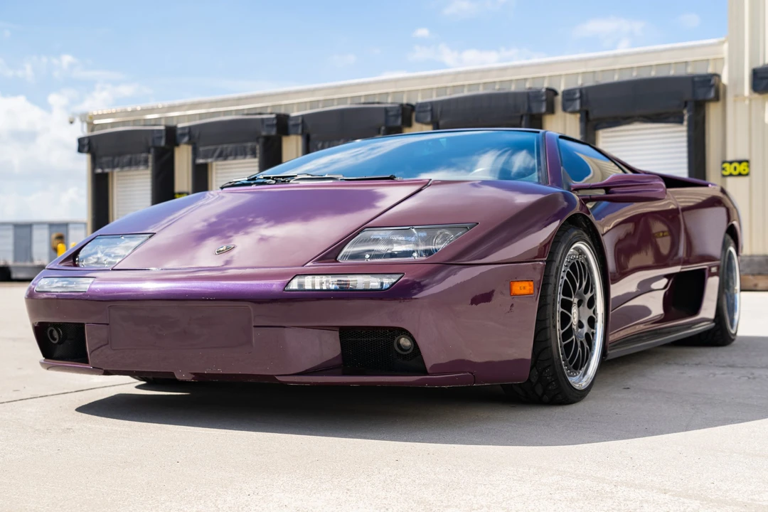 2001 Lamborghini Diablo VT - Image 2 of 31