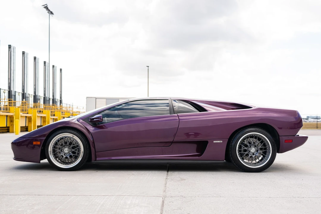 2001 Lamborghini Diablo VT - Image 10 of 31