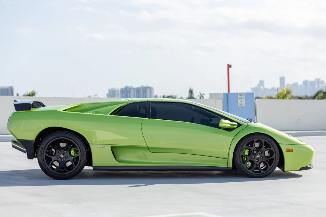 2001 Lamborghini Diablo VT - Image 6 of 31