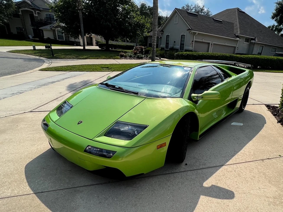 2001 Lamborghini Diablo VT - Image 2 of 31