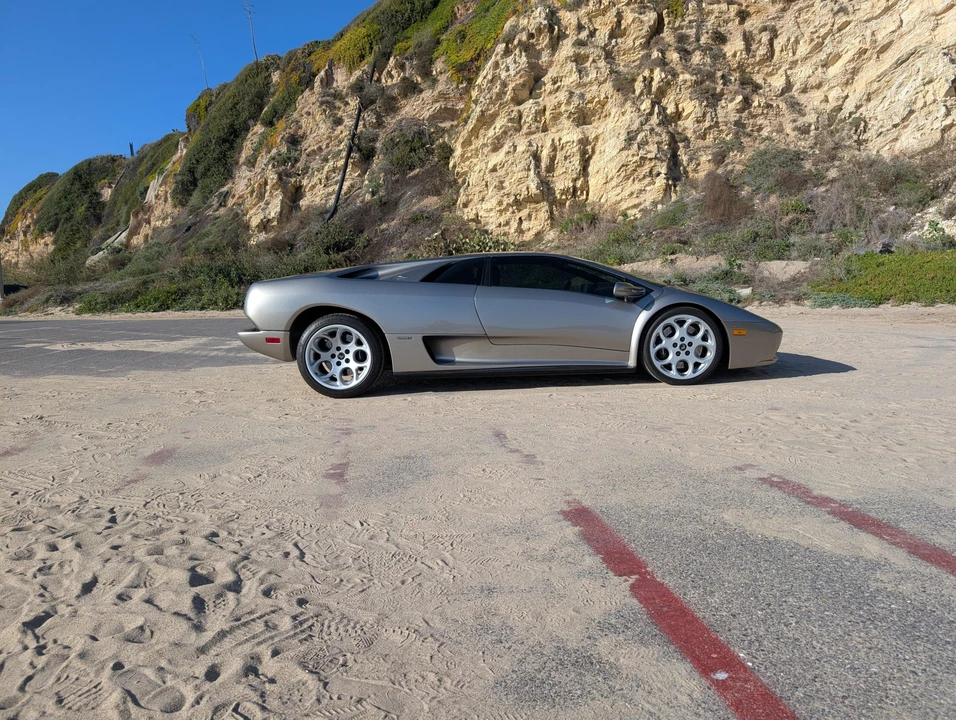 2001 Lamborghini Diablo VT - Image 20 of 31