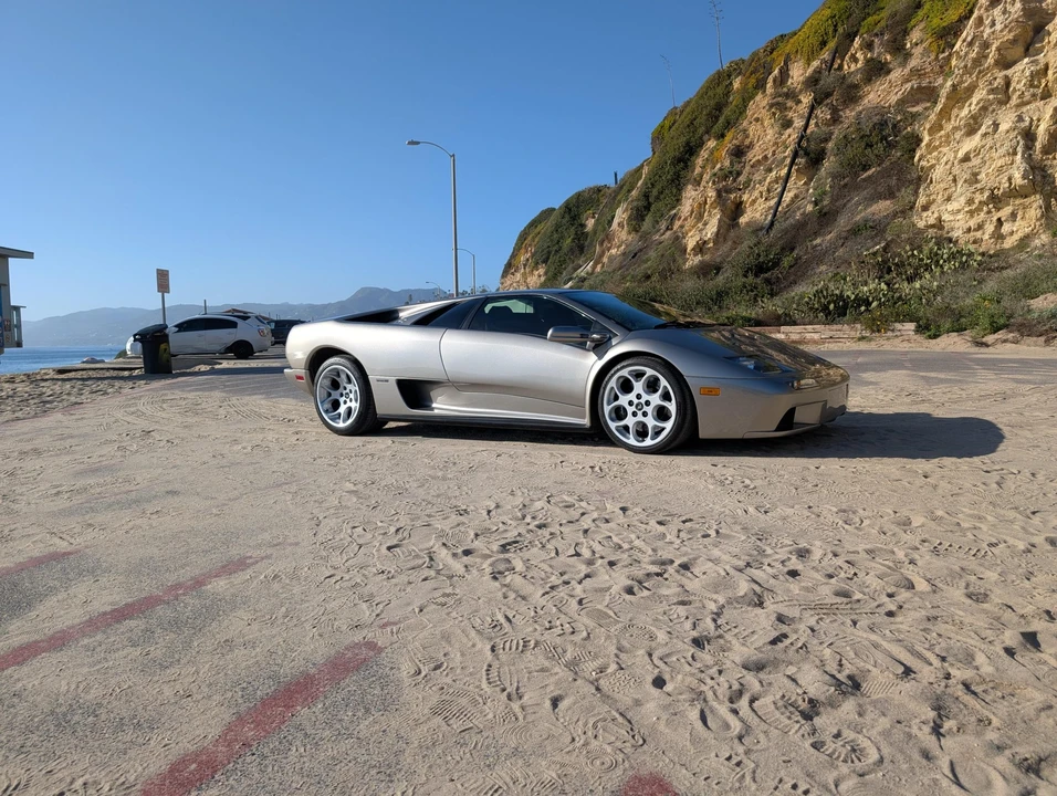 2001 Lamborghini Diablo VT - Image 23 of 31