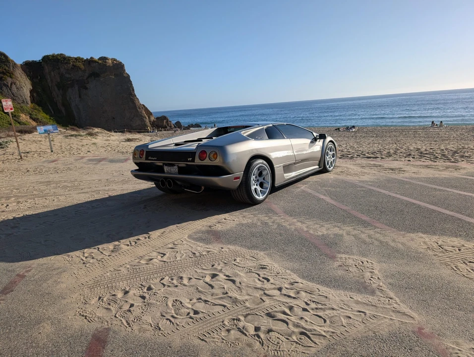2001 Lamborghini Diablo VT - Image 8 of 31