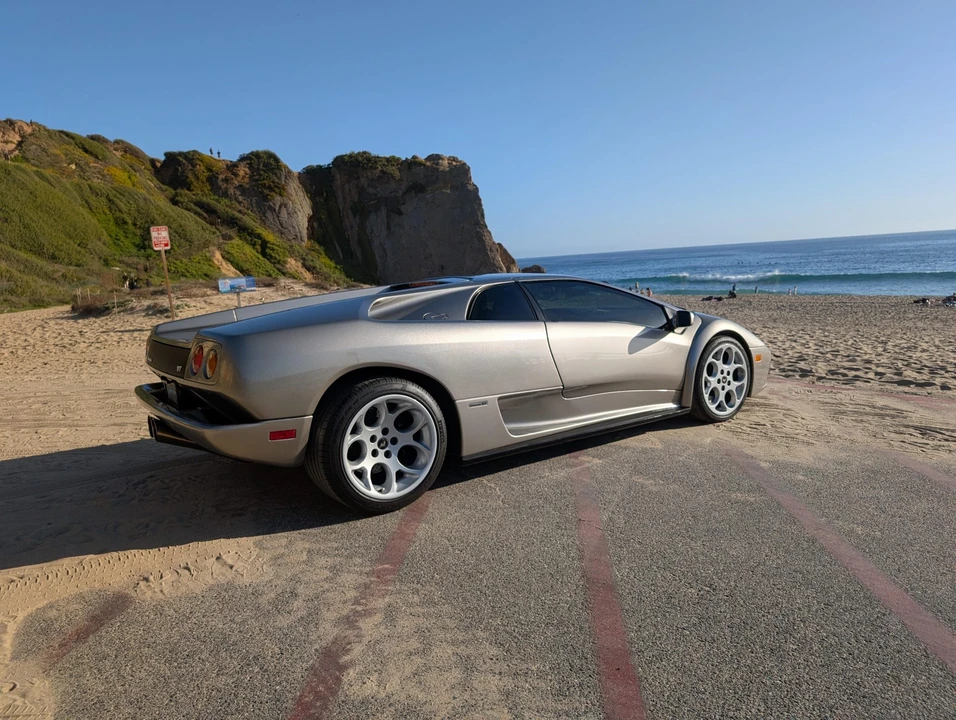 2001 Lamborghini Diablo VT - Image 19 of 31