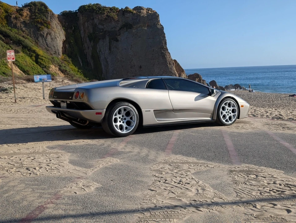 2001 Lamborghini Diablo VT - Image 12 of 31