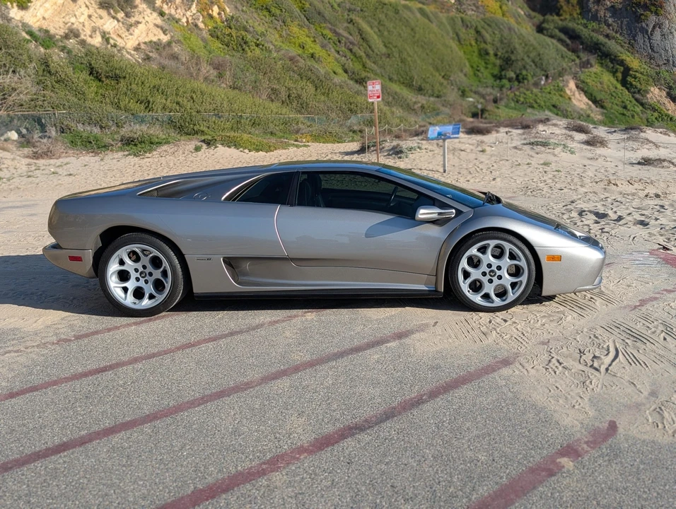 2001 Lamborghini Diablo VT - Image 22 of 31