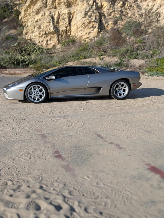 2001 Lamborghini Diablo VT - Image 5 of 31
