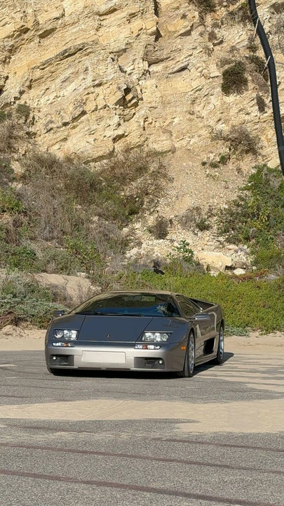 2001 Lamborghini Diablo VT - Image 3 of 31