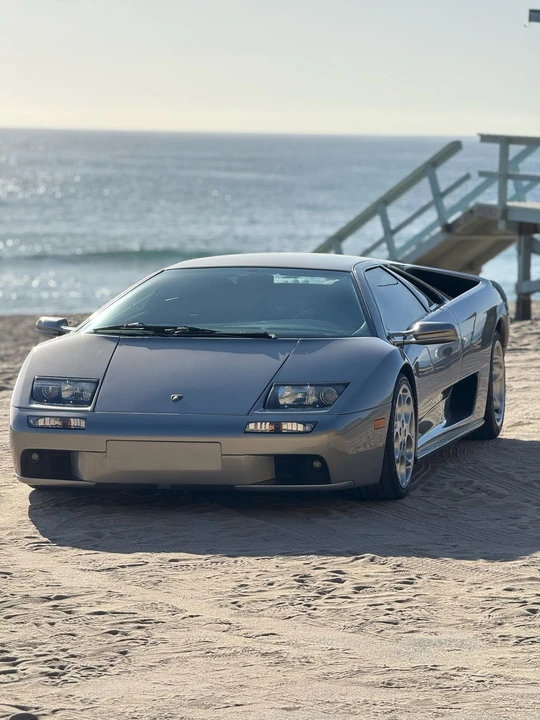 2001 Lamborghini Diablo VT - Image 2 of 31