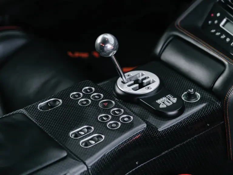 2001 Lamborghini Diablo VT - Image 14 of 24