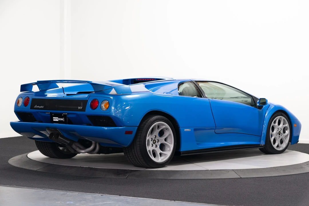2001 Lamborghini Diablo VT - Image 16 of 31