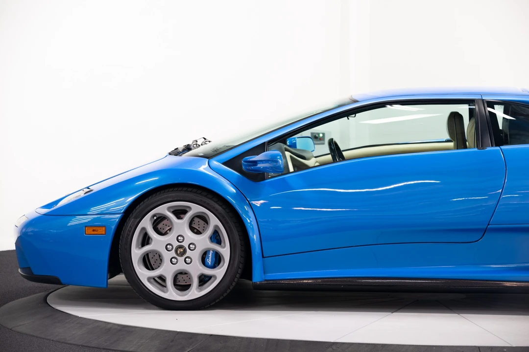2001 Lamborghini Diablo VT - Image 25 of 31