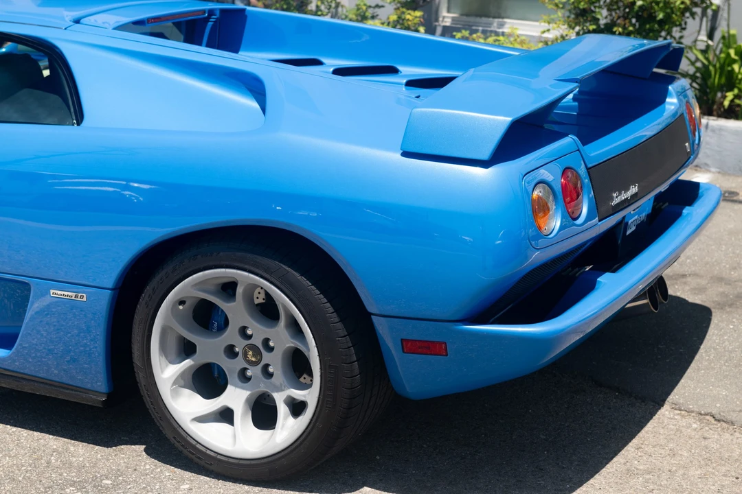 2001 Lamborghini Diablo VT - Image 23 of 31