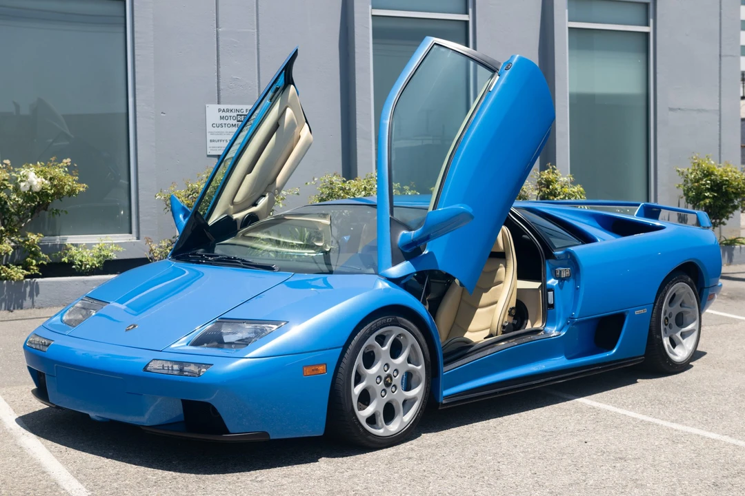 2001 Lamborghini Diablo VT - Image 7 of 31