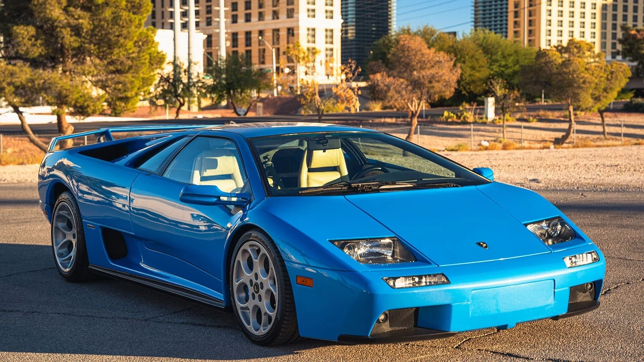 2001 Lamborghini Diablo VT - Image 8 of 31