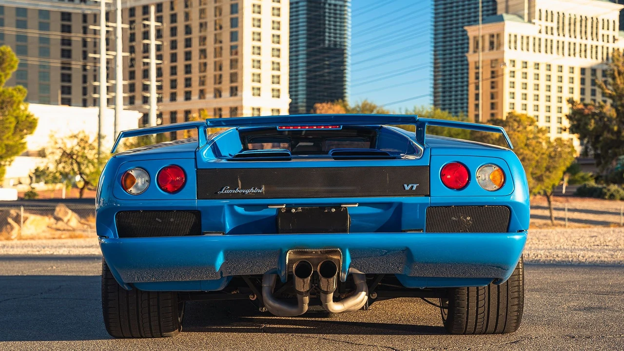 2001 Lamborghini Diablo VT - Image 6 of 31