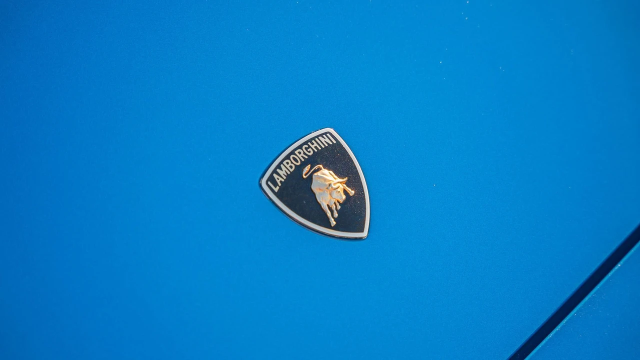 2001 Lamborghini Diablo VT - Image 15 of 31