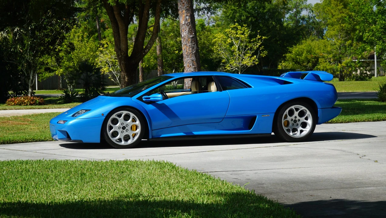 2001 Lamborghini Diablo VT - Image 3 of 31