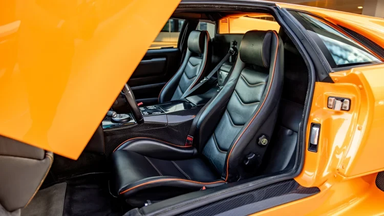 2001 Lamborghini Diablo VT - Image 13 of 31