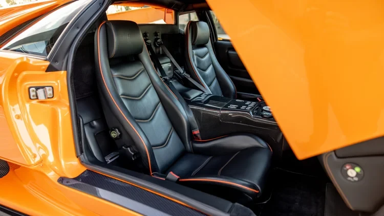 2001 Lamborghini Diablo VT - Image 16 of 31