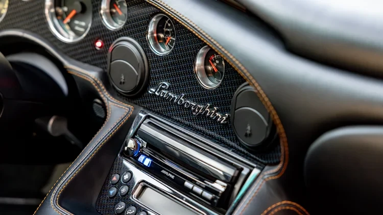 2001 Lamborghini Diablo VT - Image 23 of 31