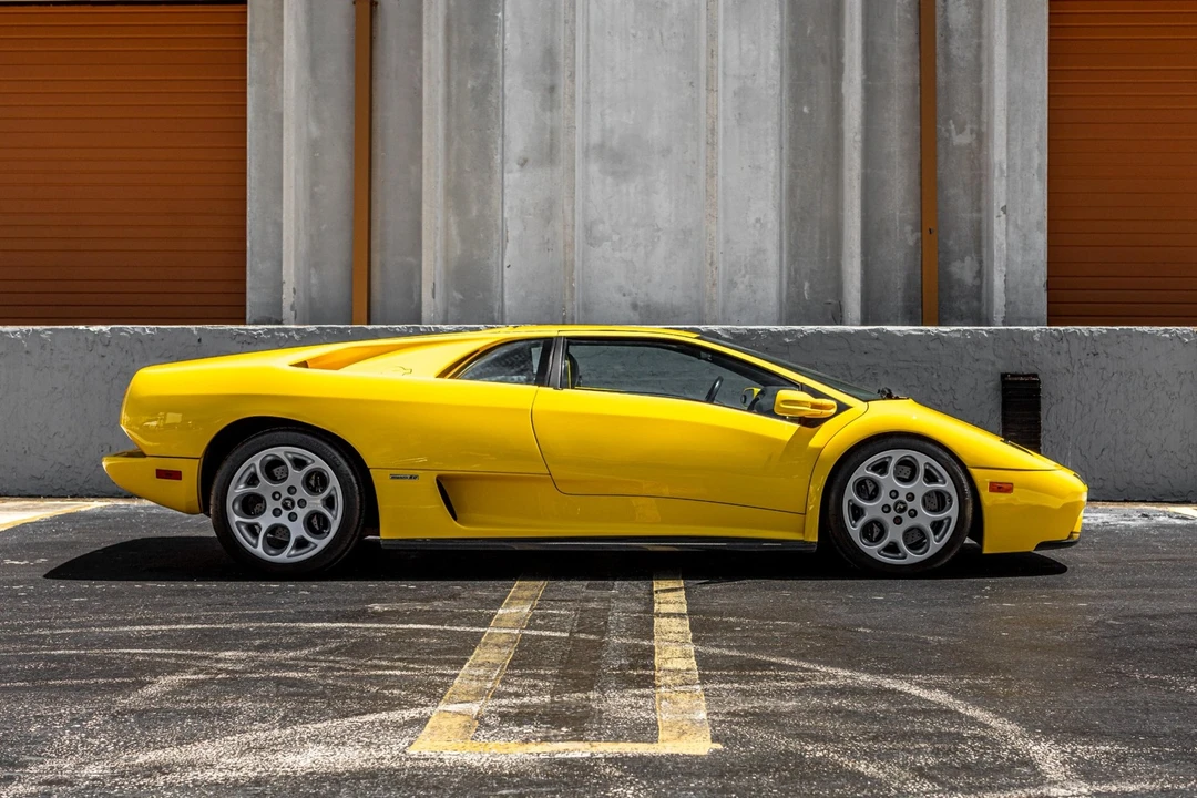 2001 Lamborghini Diablo VT - Image 6 of 31