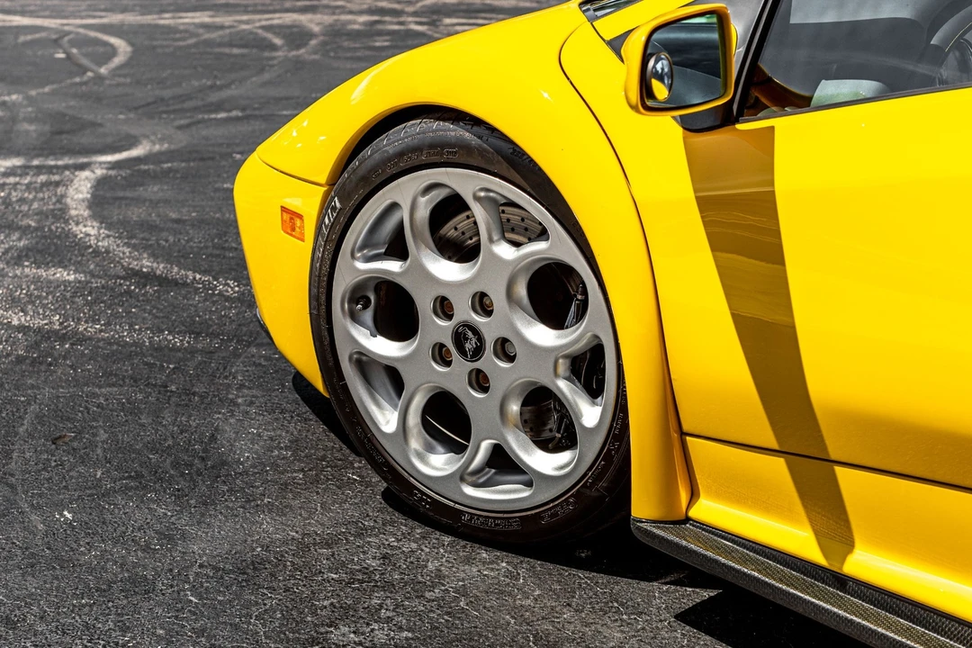 2001 Lamborghini Diablo VT - Image 26 of 31