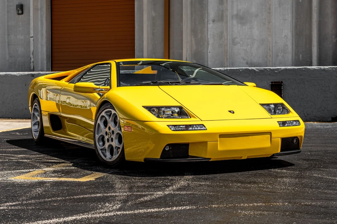 2001 Lamborghini Diablo VT - Image 3 of 12