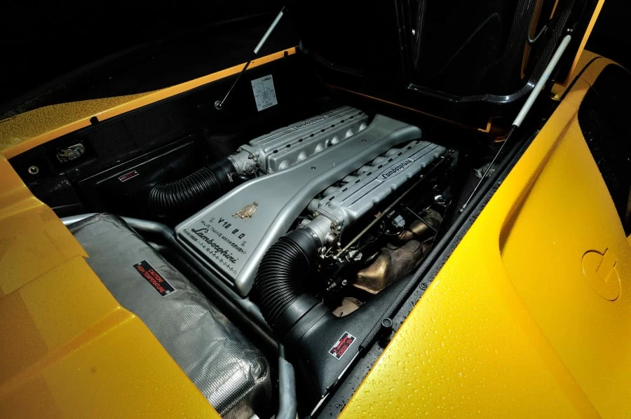 2001 Lamborghini Diablo VT - Image 7 of 12