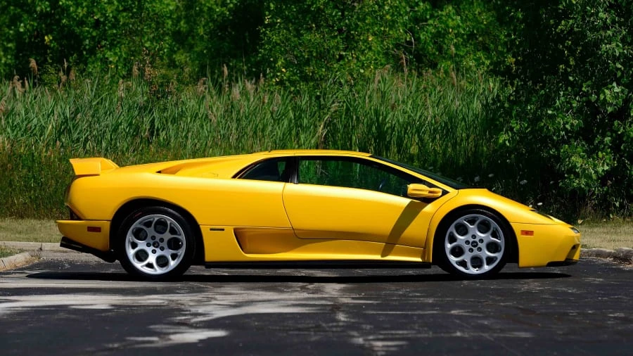2001 Lamborghini Diablo VT - Image 2 of 12