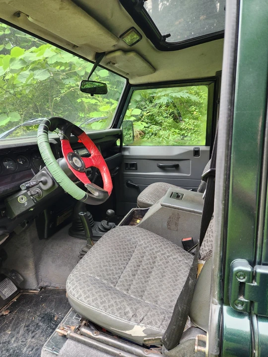 2001 Land Rover Defender - Image 27 of 31
