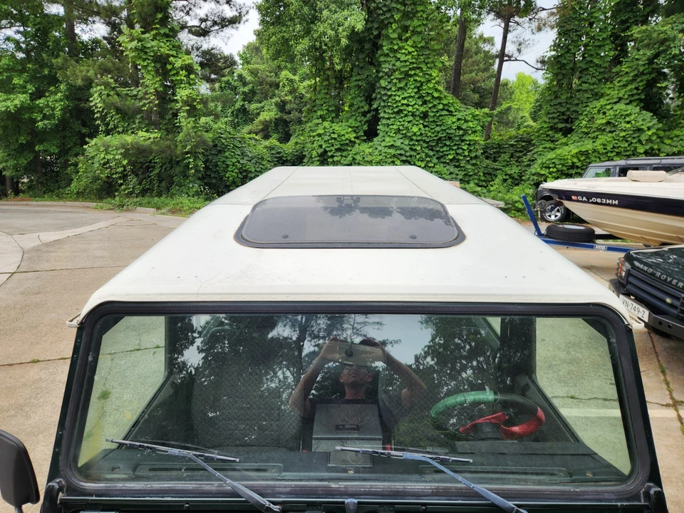 2001 Land Rover Defender - Image 12 of 31