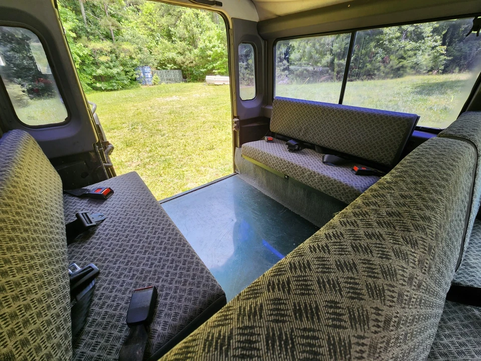 2001 Land Rover Defender - Image 28 of 31