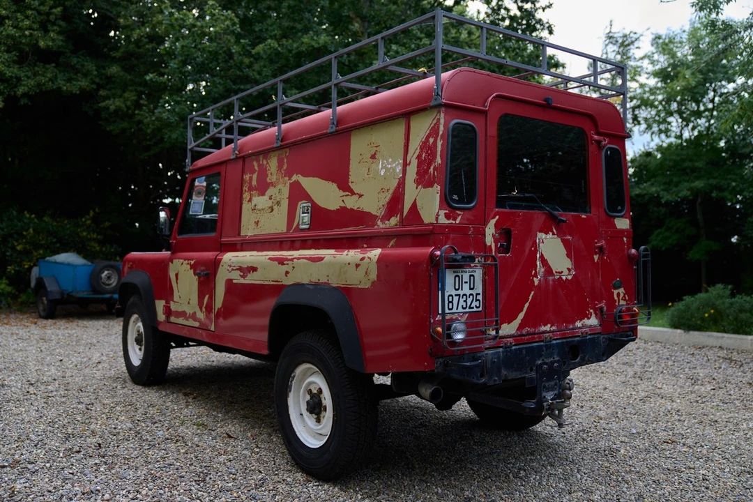2001 Land Rover Defender 110 - Image 8 of 30