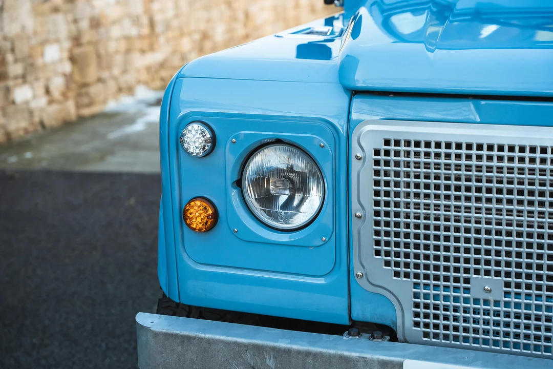 2001 Land Rover Defender 110 - Image 26 of 31