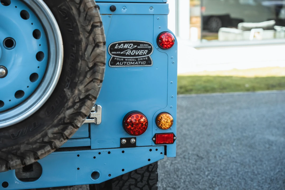 2001 Land Rover Defender 110 - Image 30 of 31