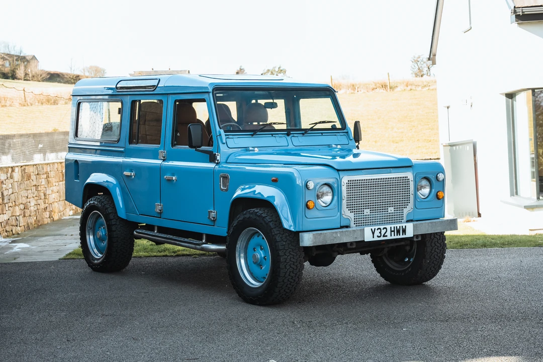 2001 Land Rover Defender 110 - Image 18 of 31