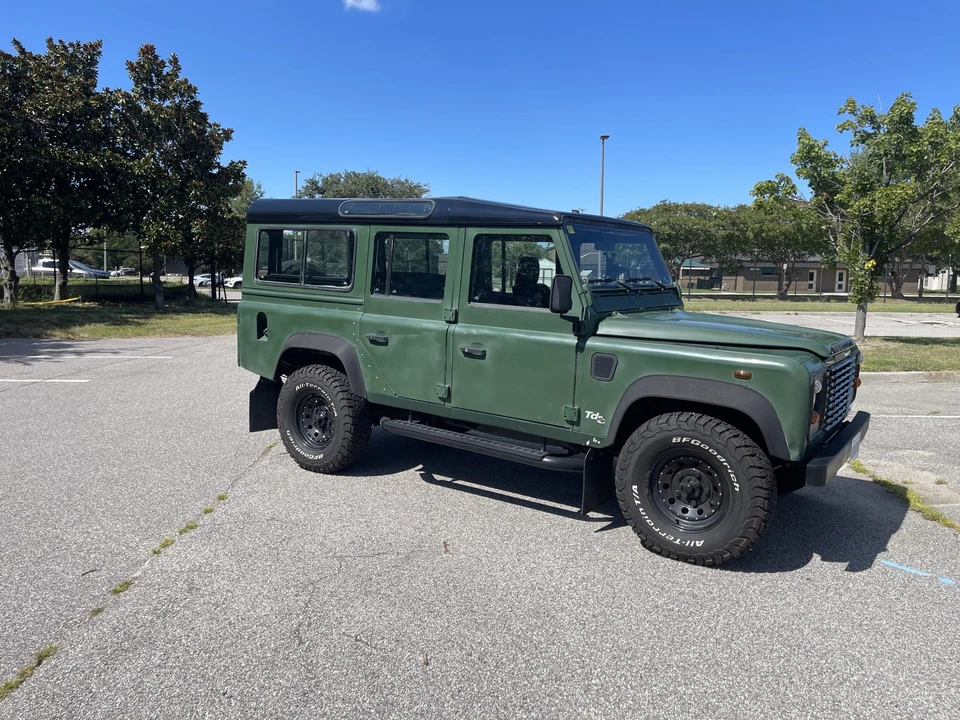 2001 Land Rover Defender 110 - Image 30 of 31