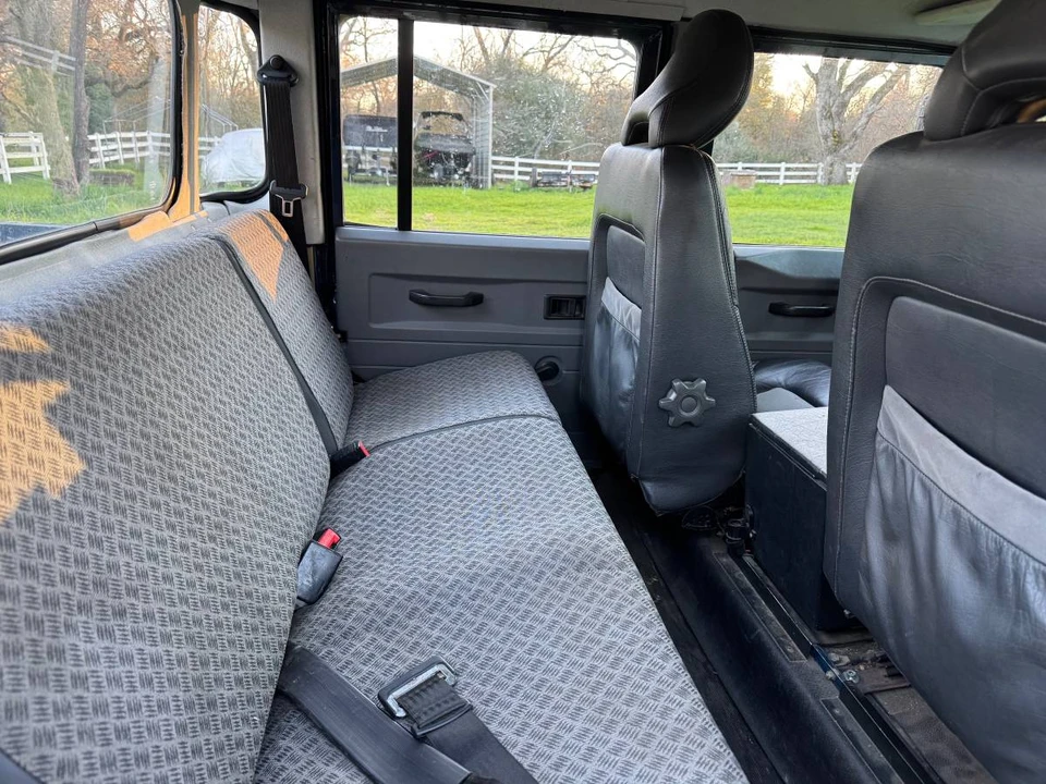 1998 Land Rover Defender 130 - Image 3 of 24